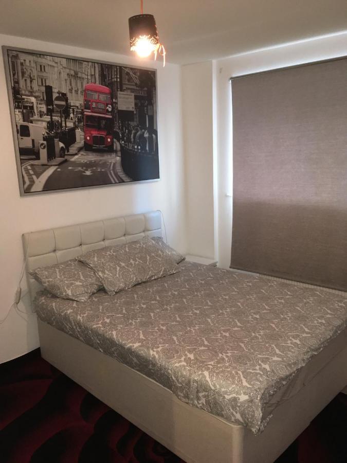 1 Bed Apt Near Canary Wharf London City Centre Exterior photo