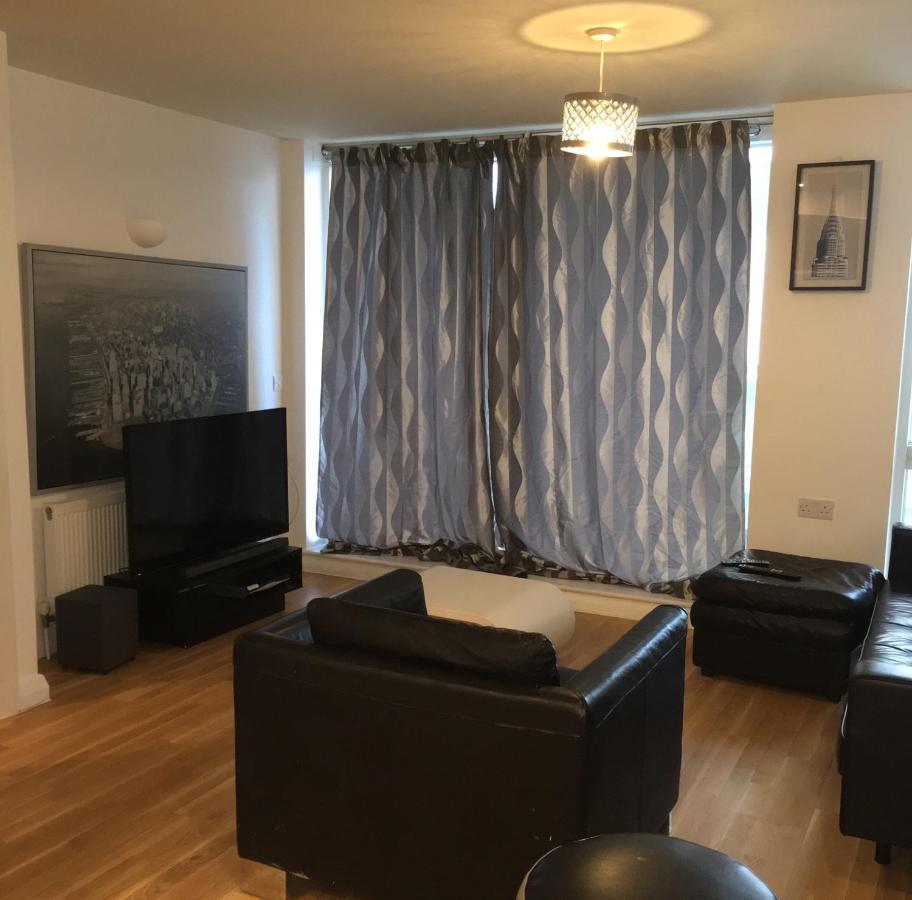 1 Bed Apt Near Canary Wharf London City Centre Exterior photo